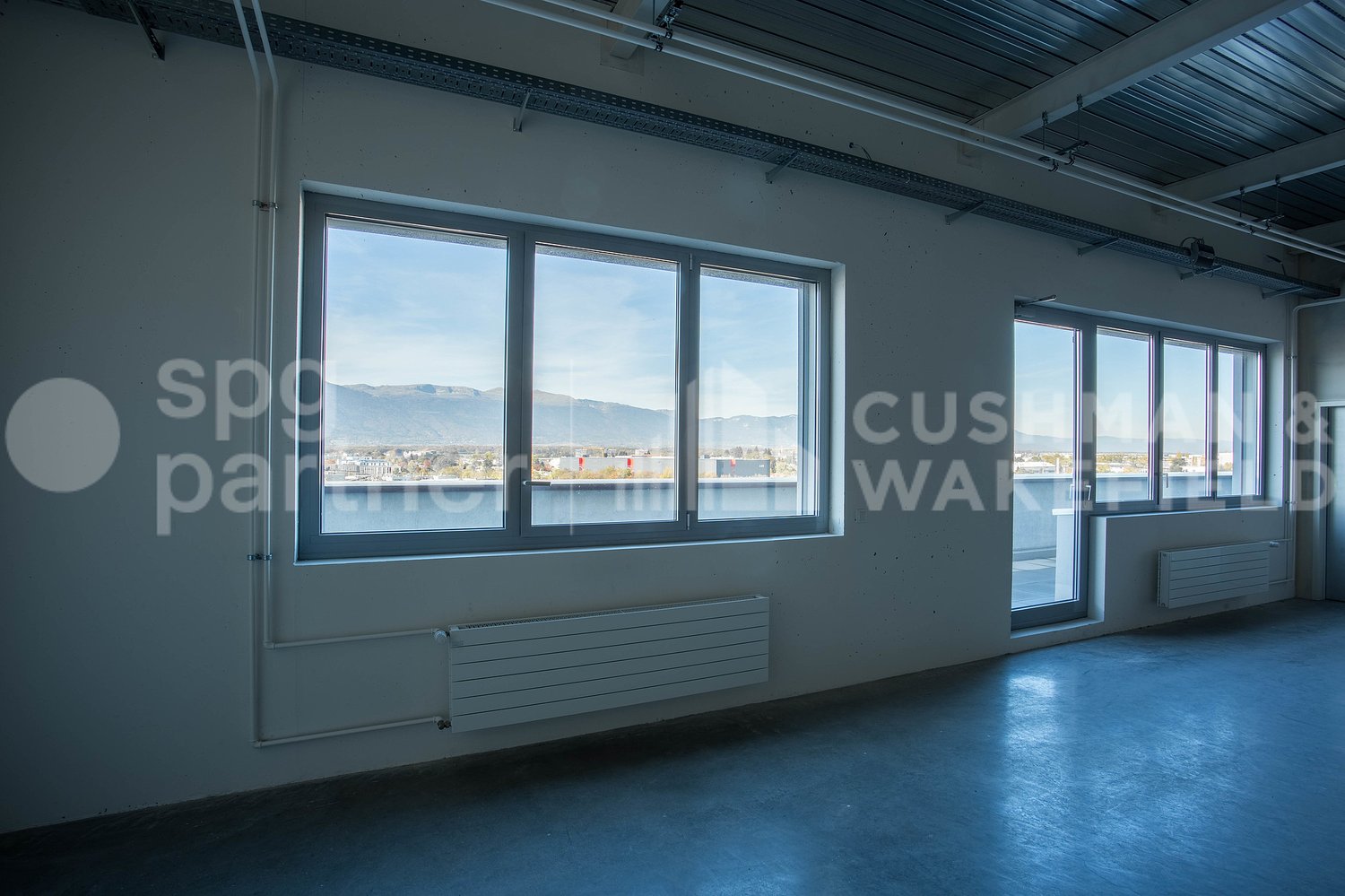 317m² office, photo 6 of 10