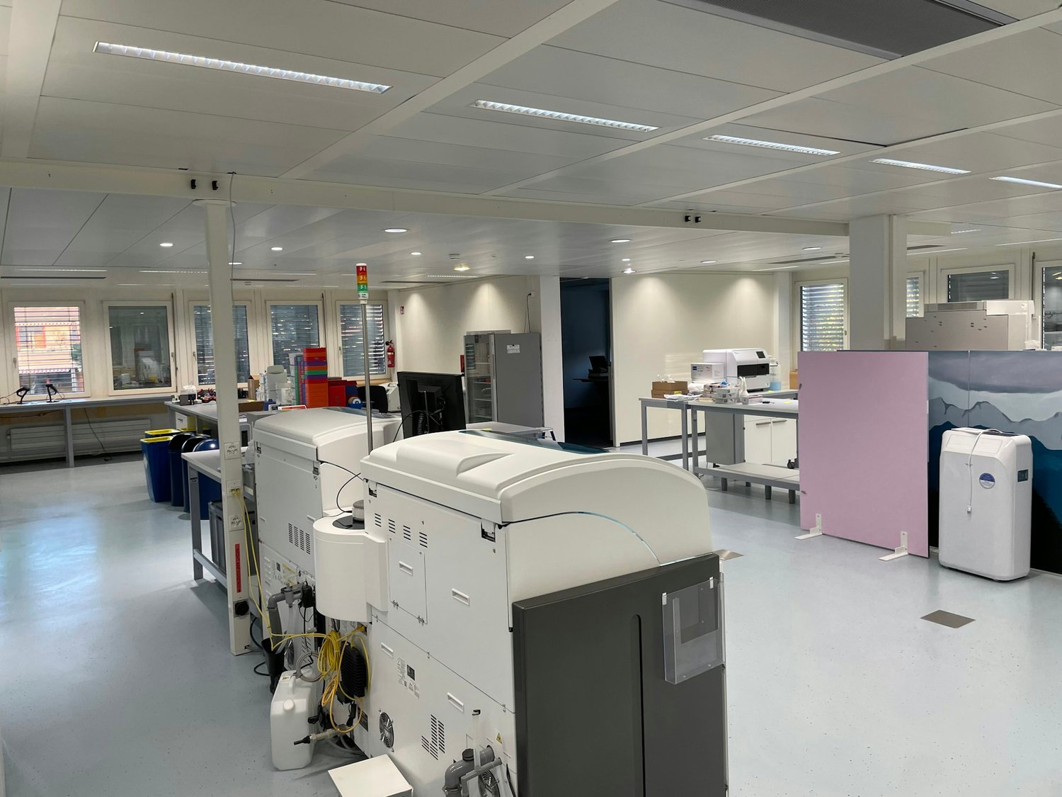 610m² office, photo 8 of 9