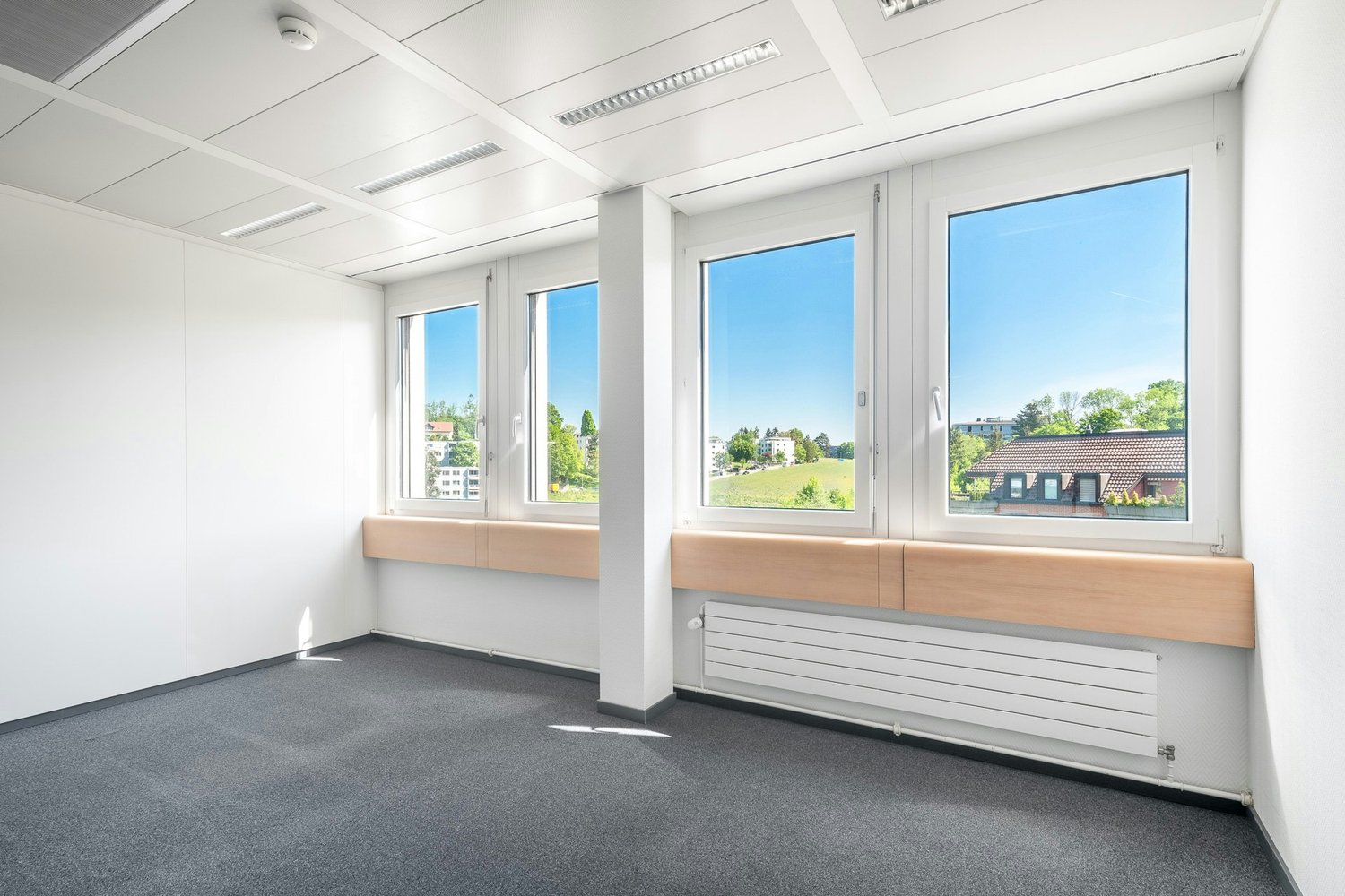 610m² office, photo 5 of 9