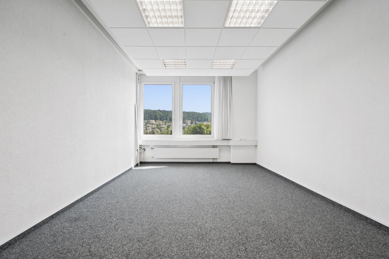 32m² office, photo 1 of 4