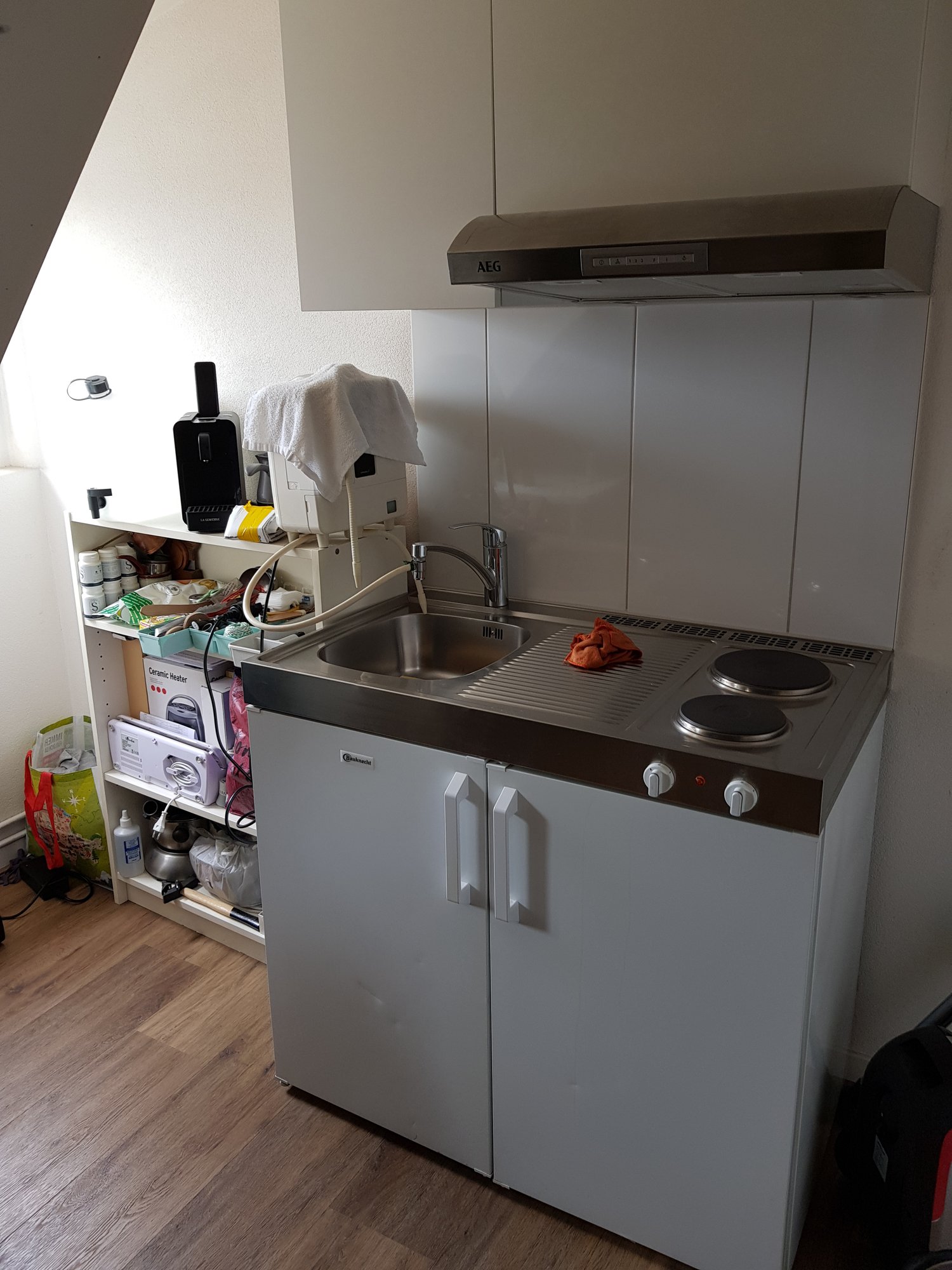 1 room studio, photo 1 of 4