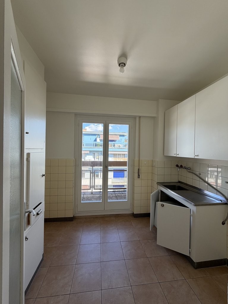 2 rooms apartment, photo 3 of 7