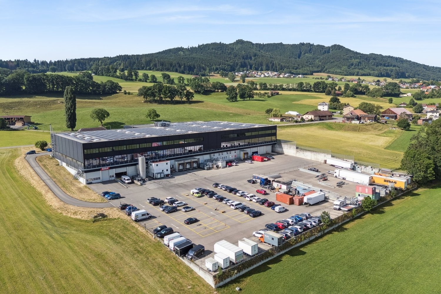 1360m² deposito