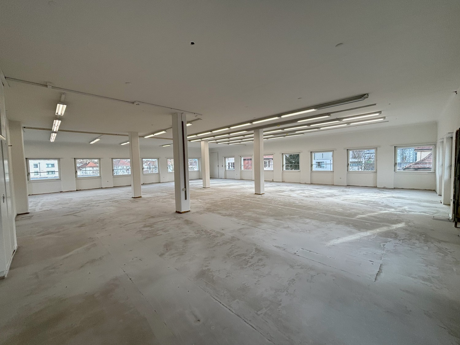 252m² commerciale