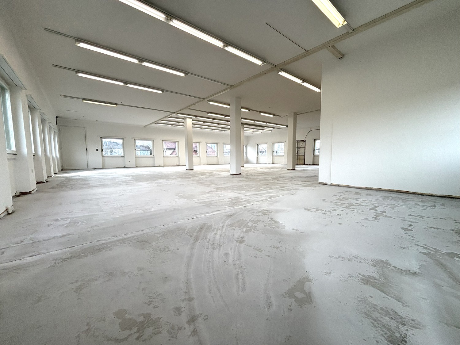 252m² commerciale