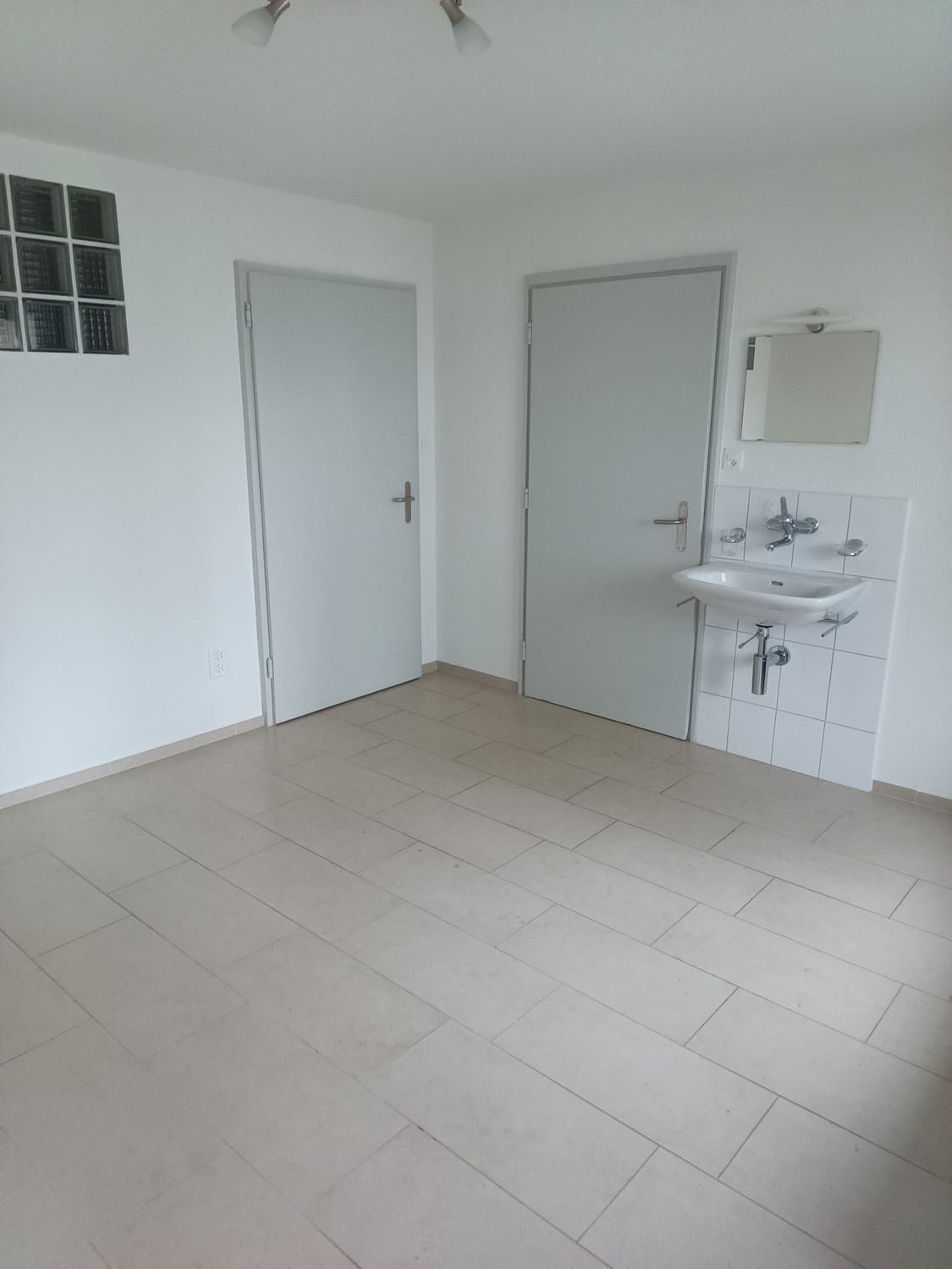 75m² bureau