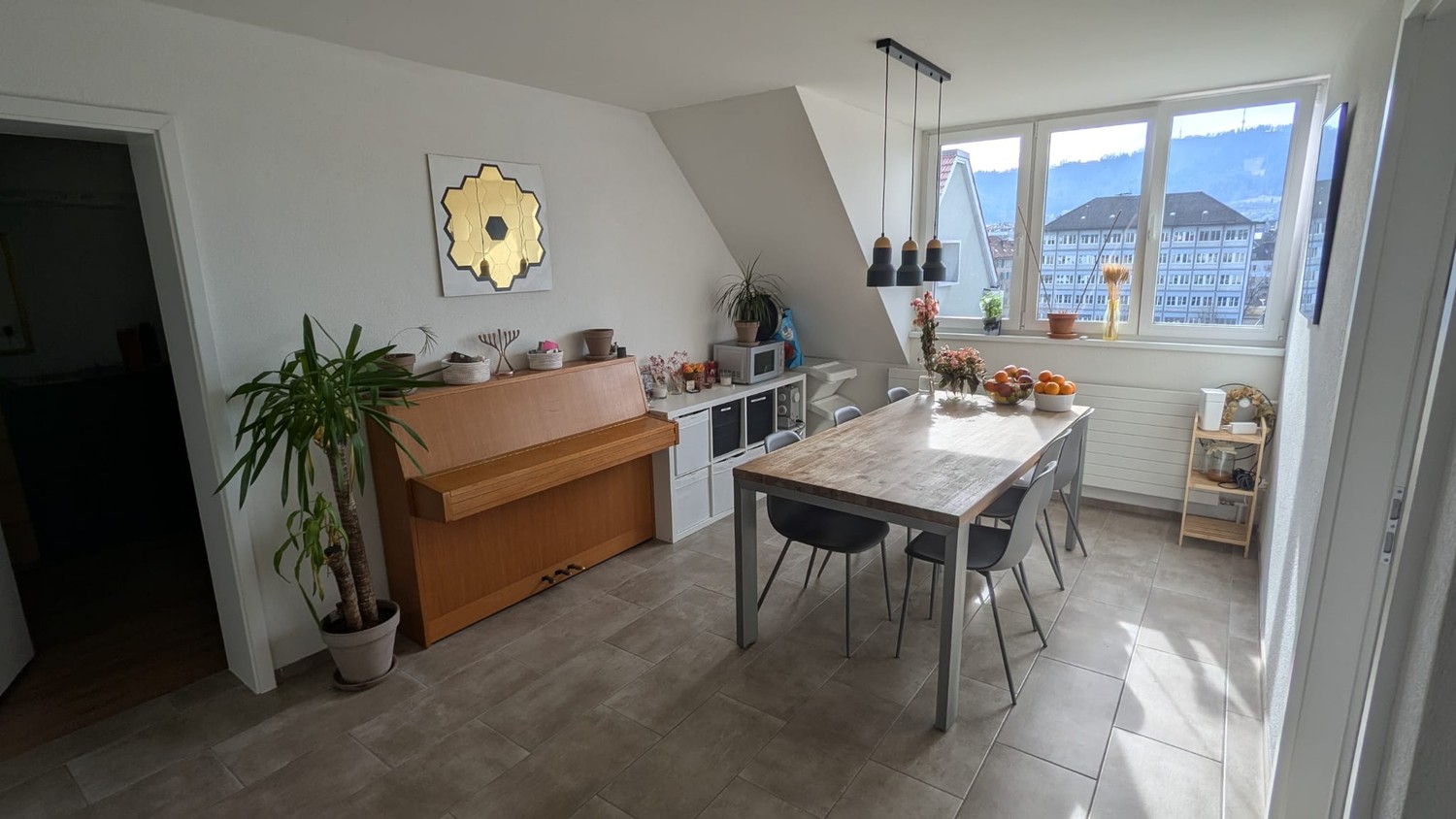 3 rooms apartment, photo 1 of 9