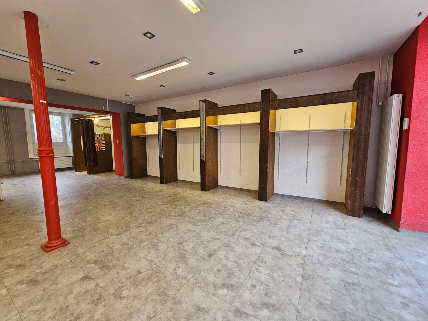 Department store, photo 2 of 10