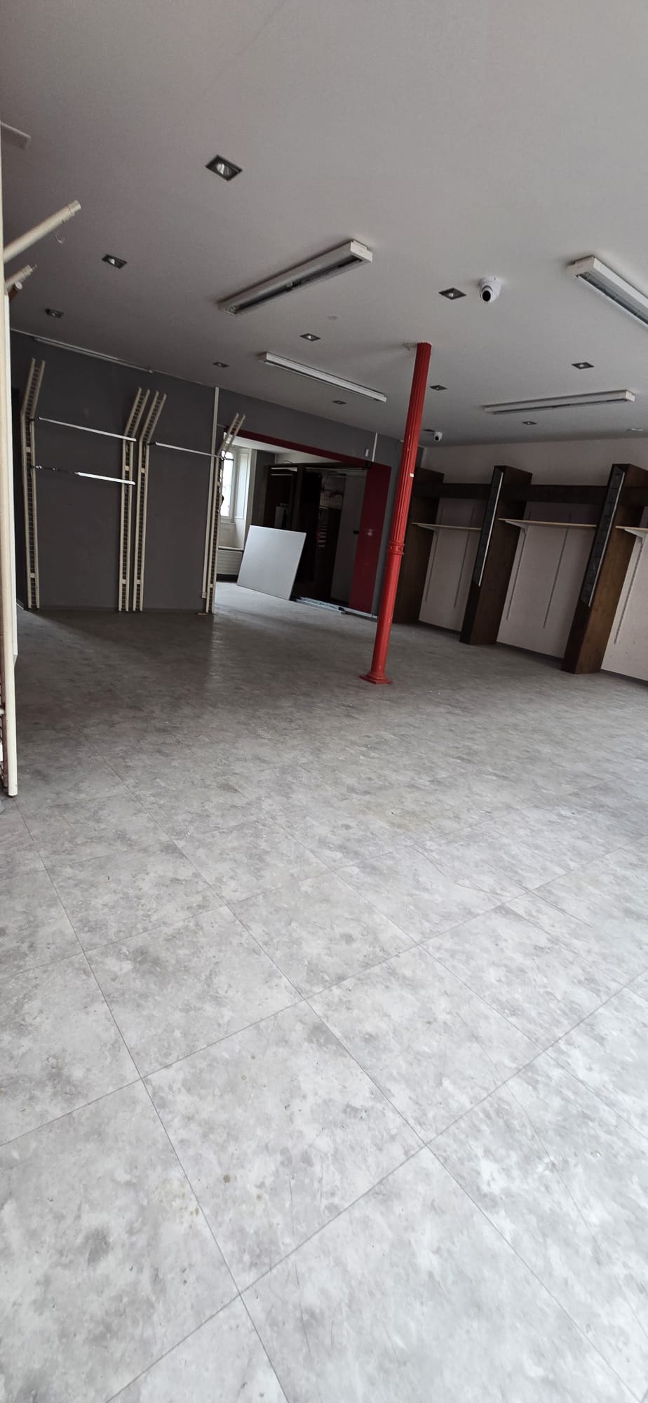 Department store, photo 6 of 10