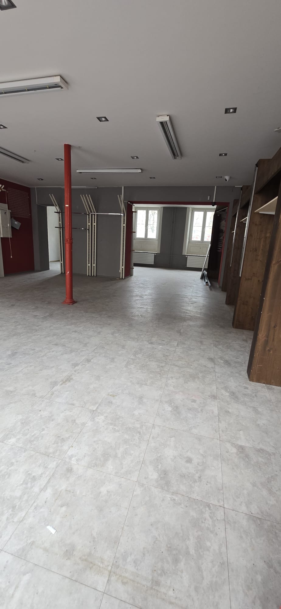 Department store, photo 5 of 10