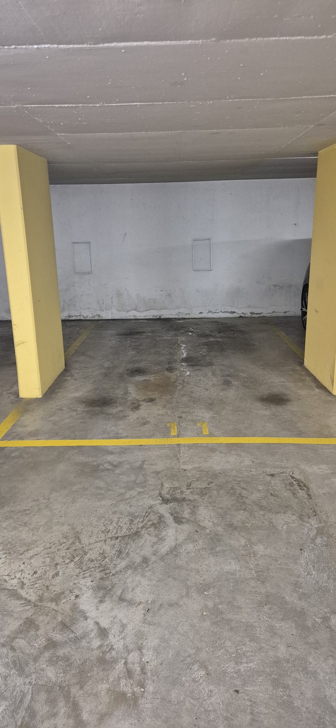 Underground slot, photo 1 of 2