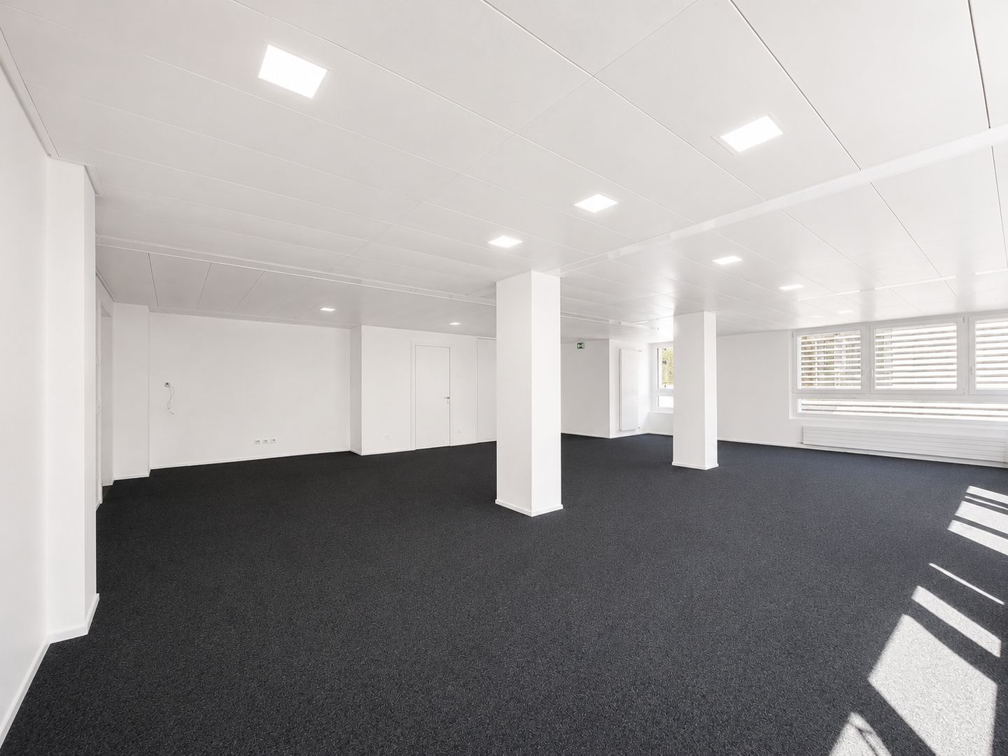 210m² office, Foto 4 von 10