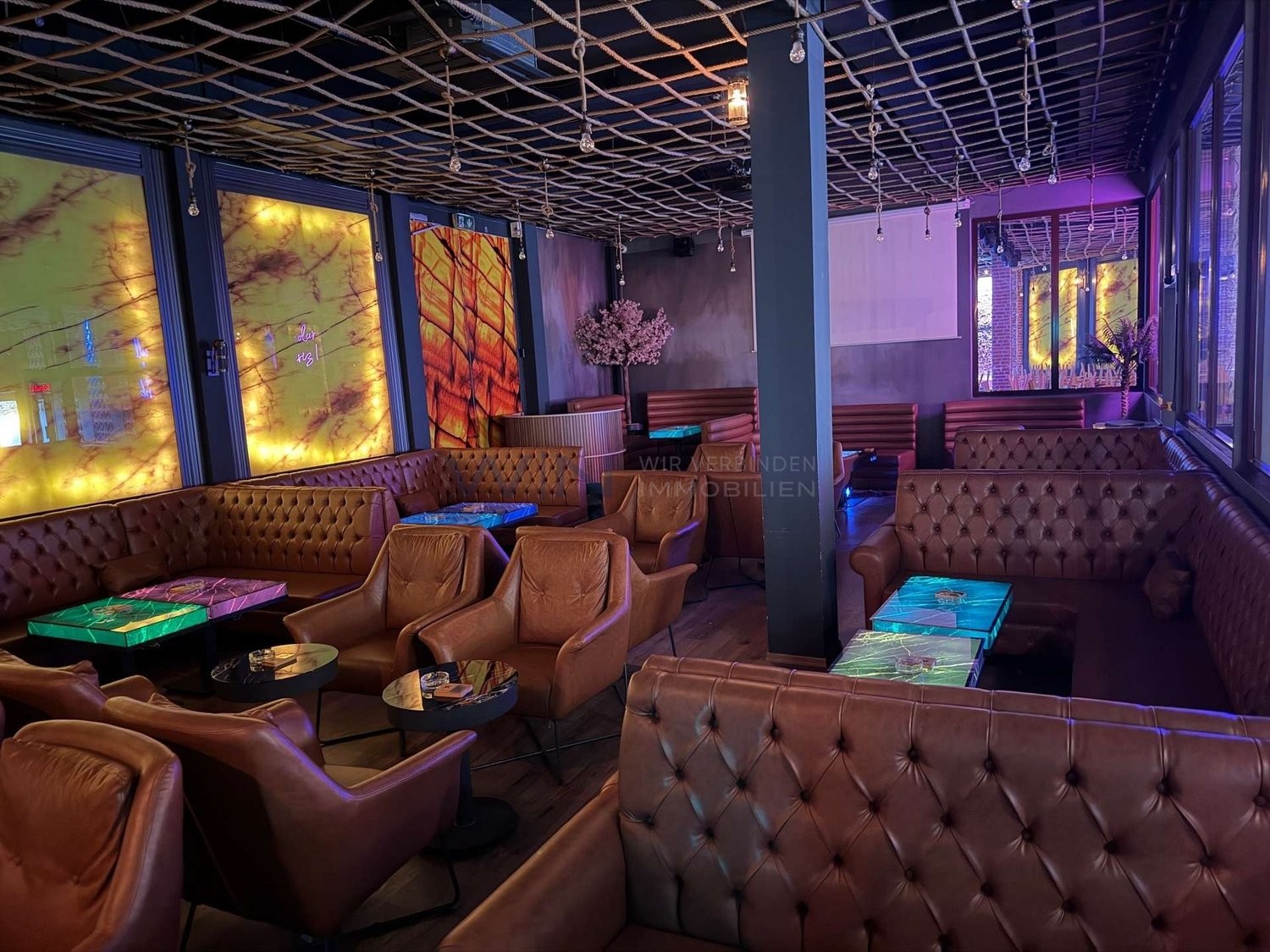550m² bar, photo 6 of 8