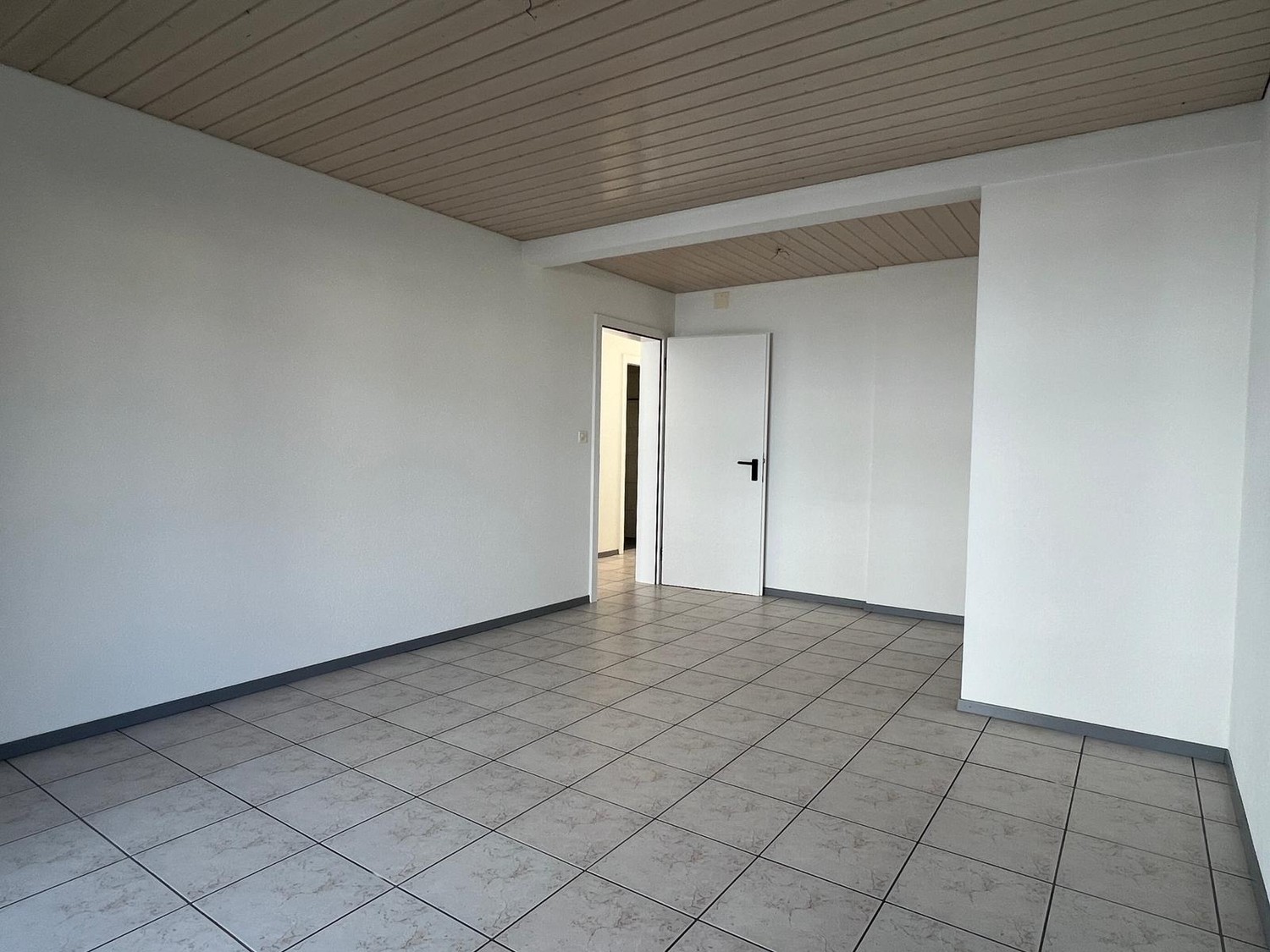 3 rooms apartment, photo 5 of 10