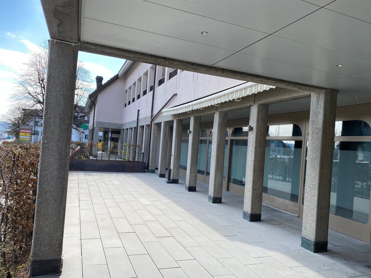154m² commercial, photo 3 of 6