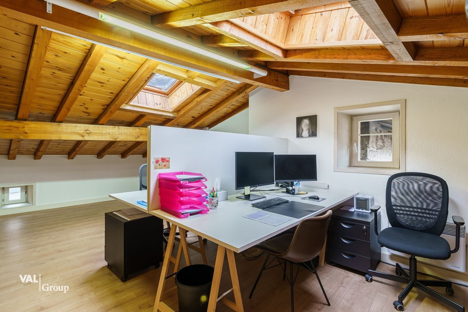 Immeuble d'habitation/commercial