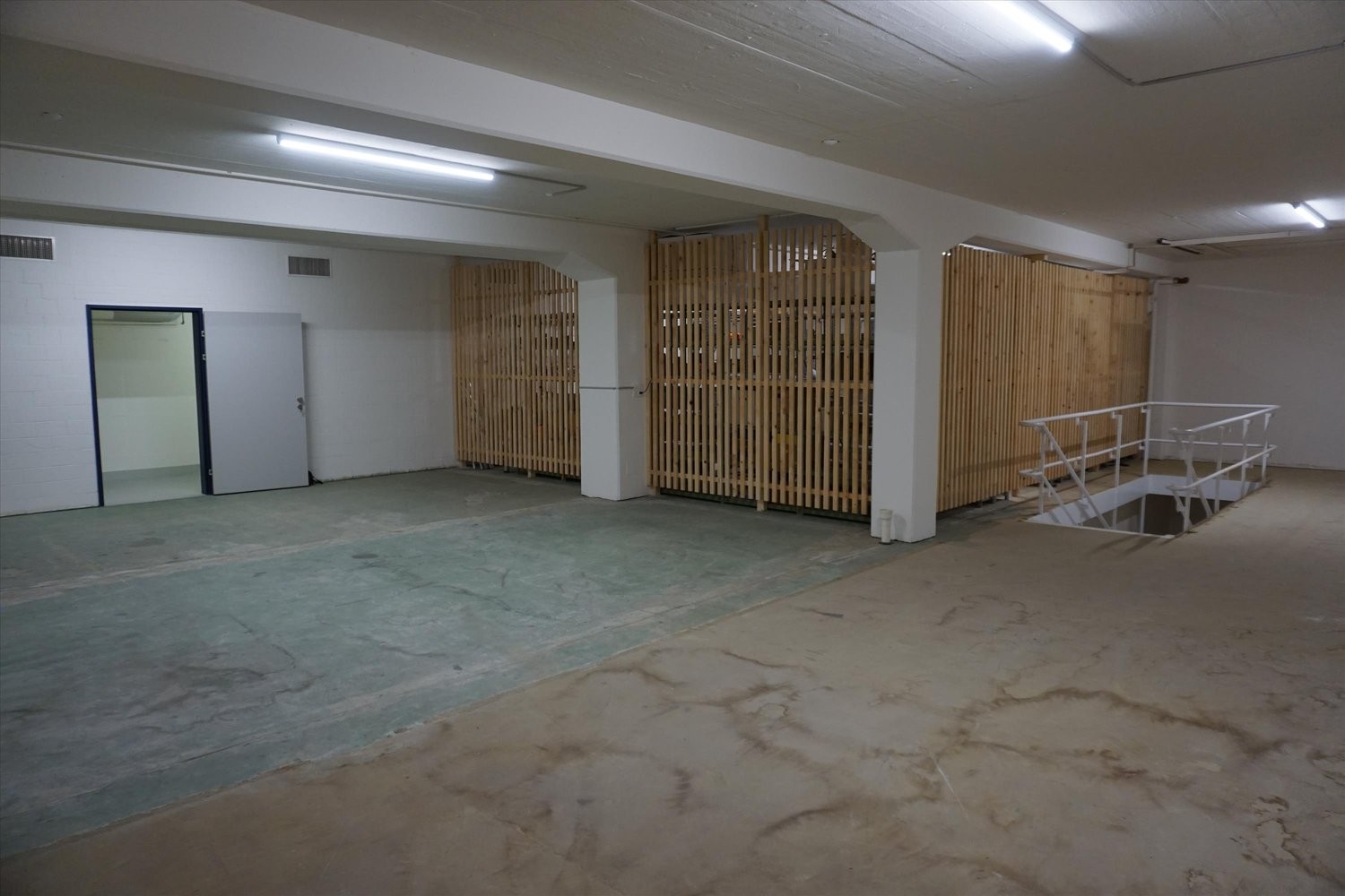 92m² storage room, photo 3 of 6