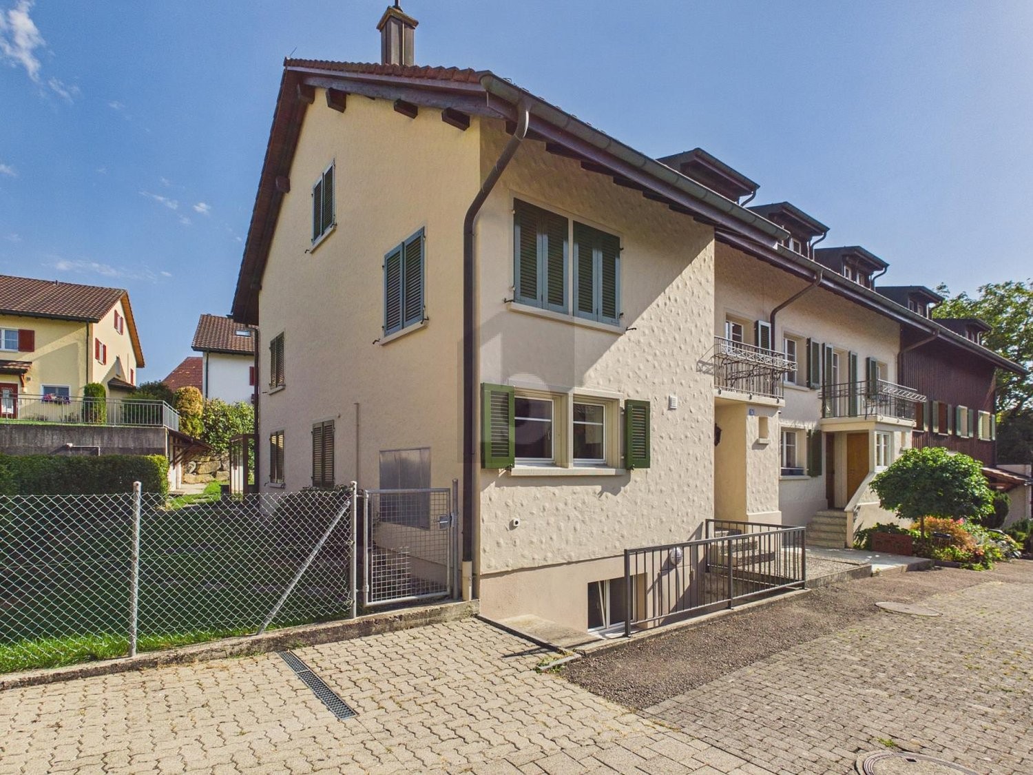 7 ½ rooms row house, photo 1 of 4