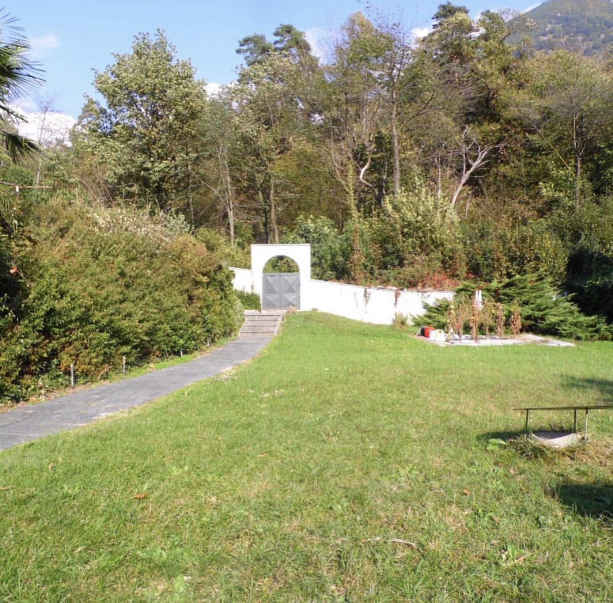 601m² building land, photo 4 of 4
