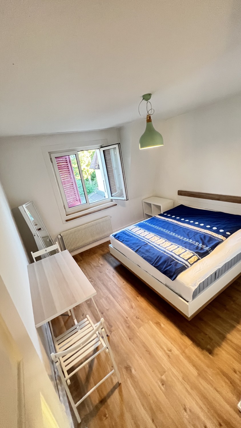 Chambre dans un appartement partagé