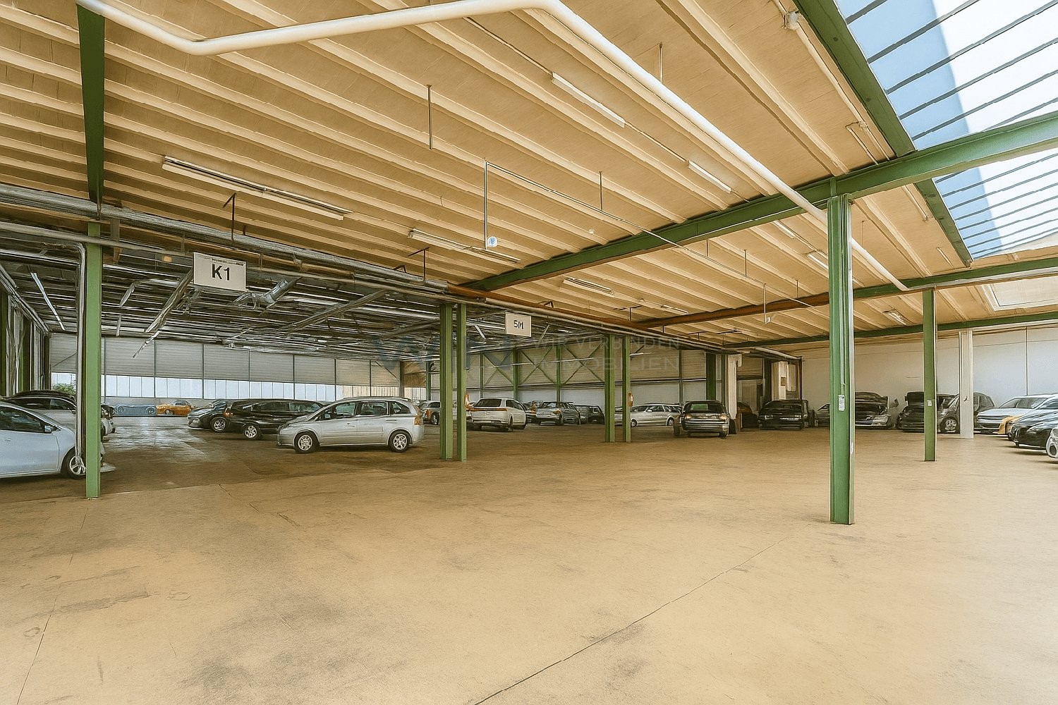 4880m² commercial, photo 2 of 10