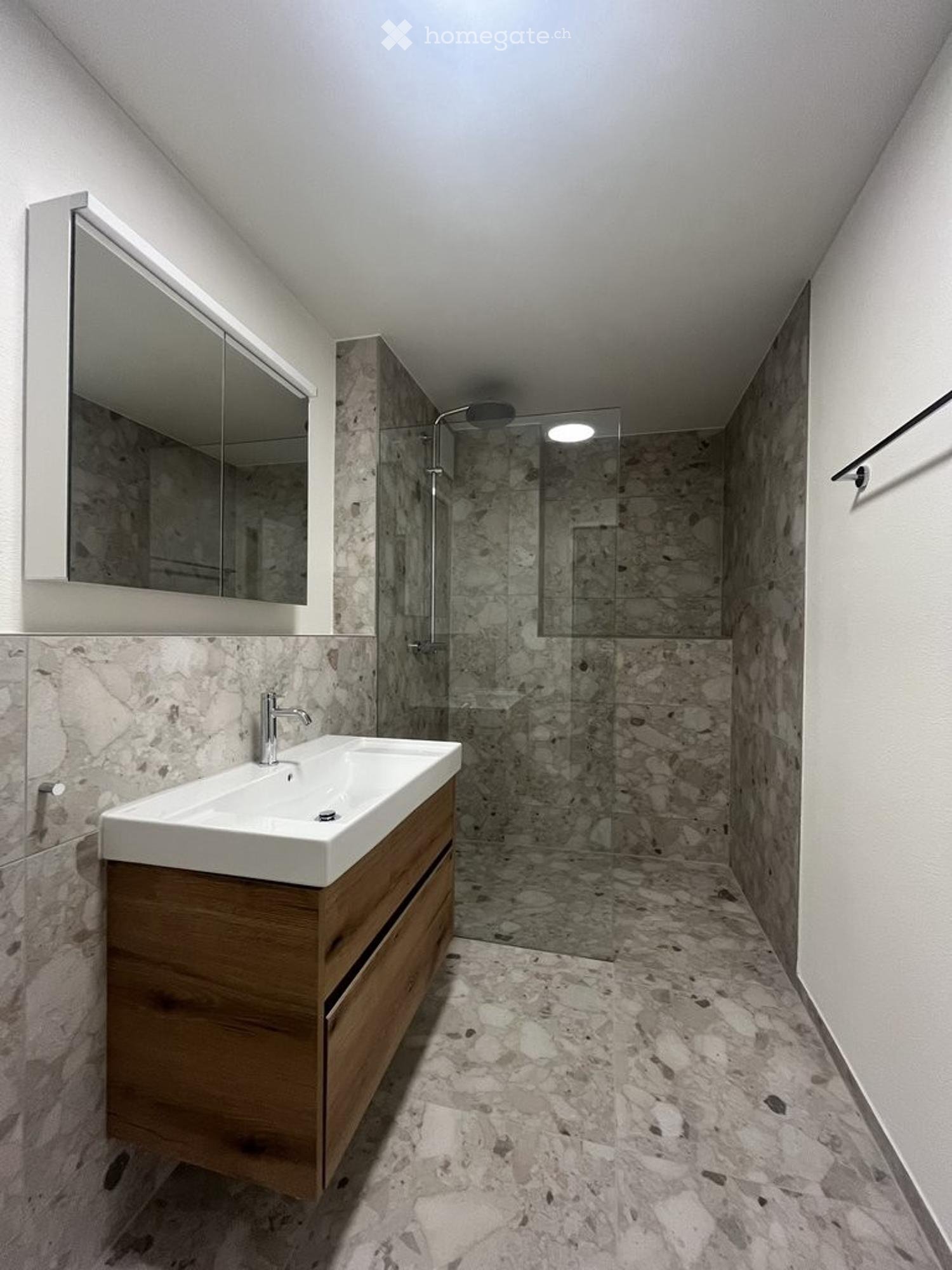 3 rooms apartment, photo 2 of 5