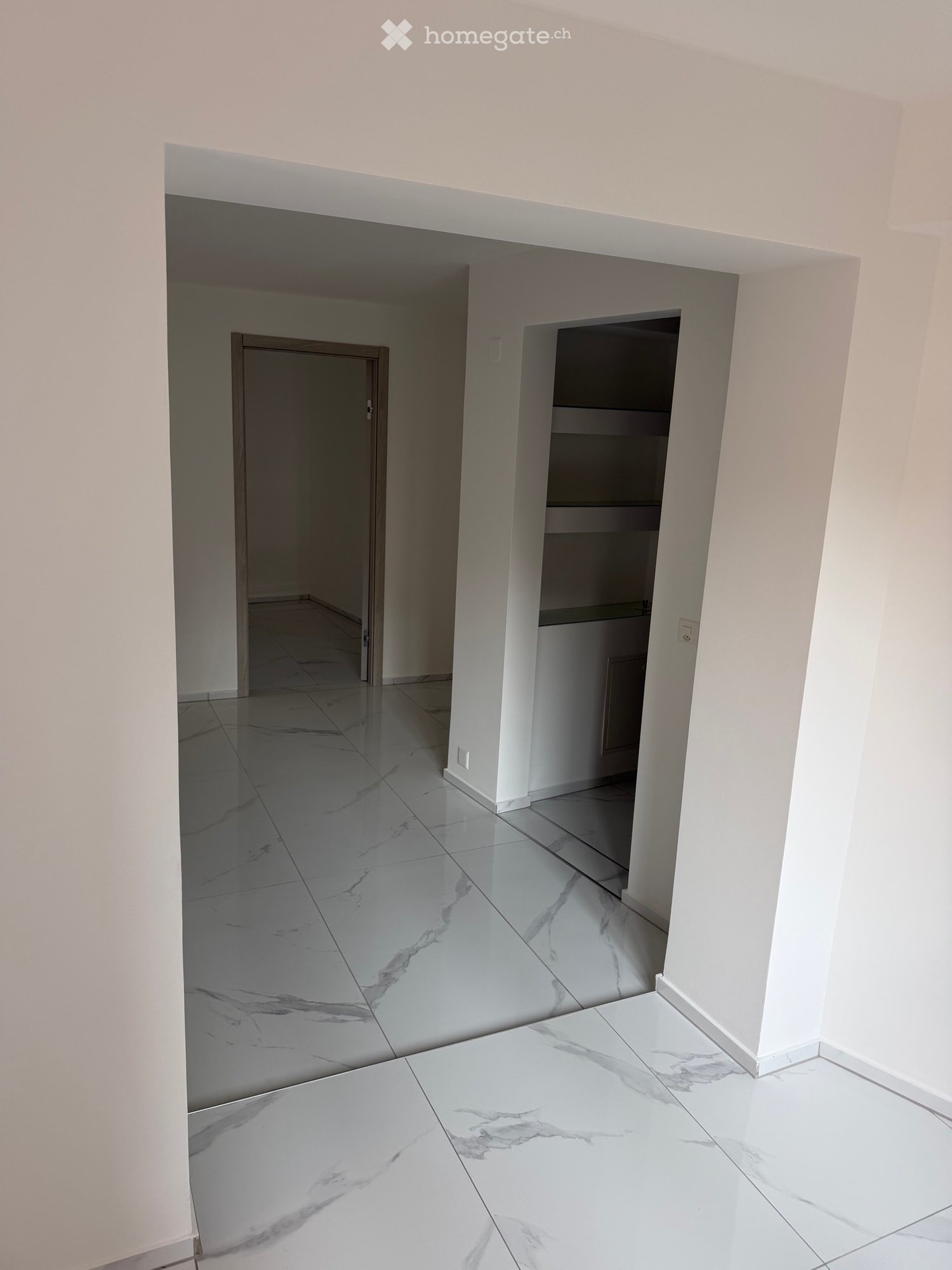 2.5 room apartment, photo 2 of 5