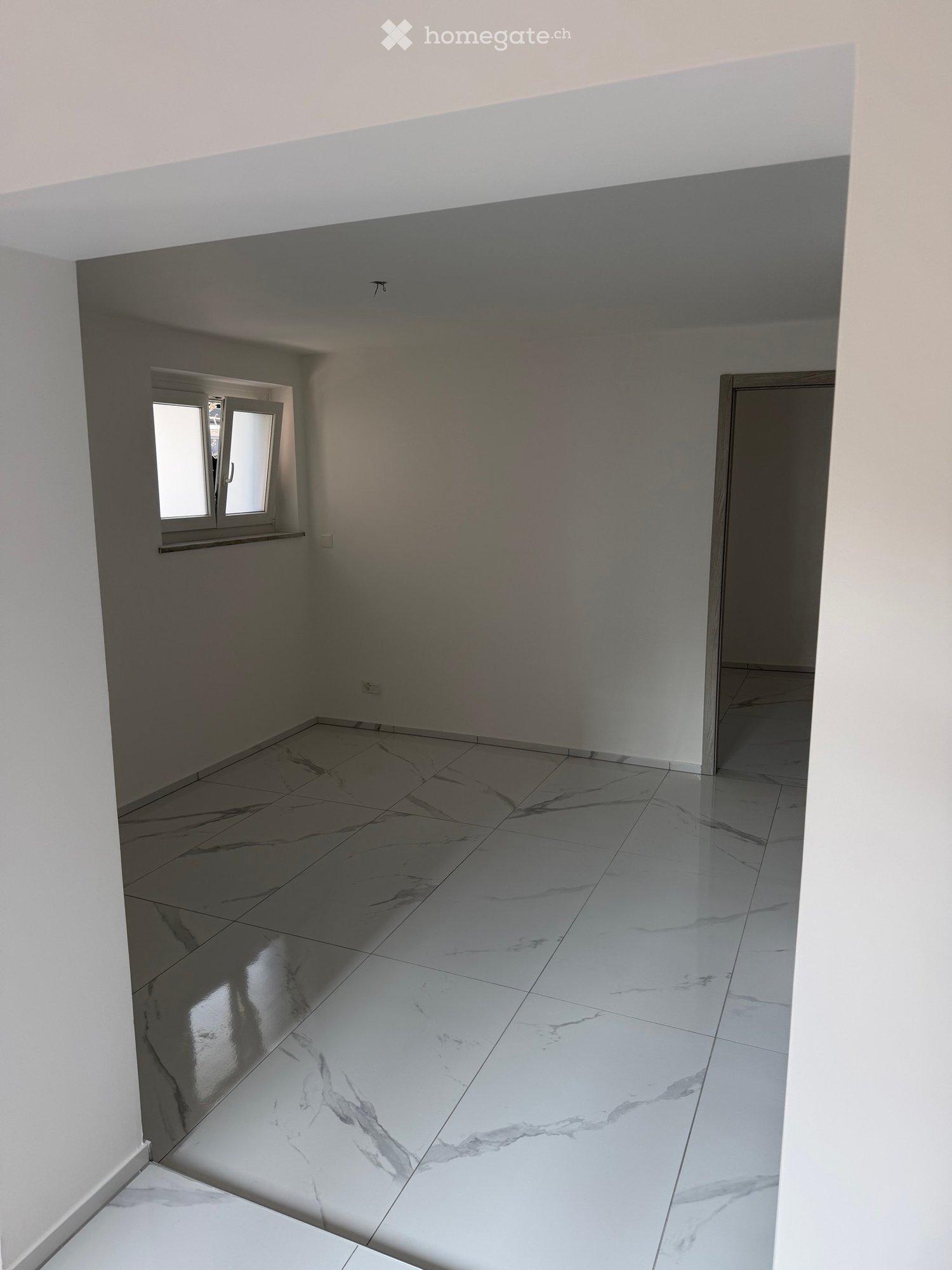 2.5 room apartment, photo 3 of 5