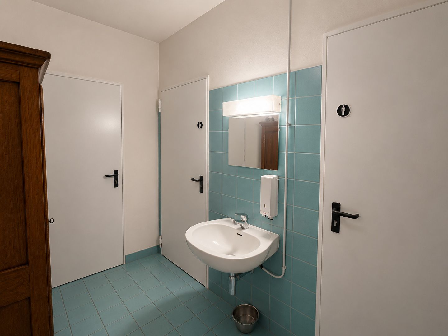 276m² office, photo 8 of 8