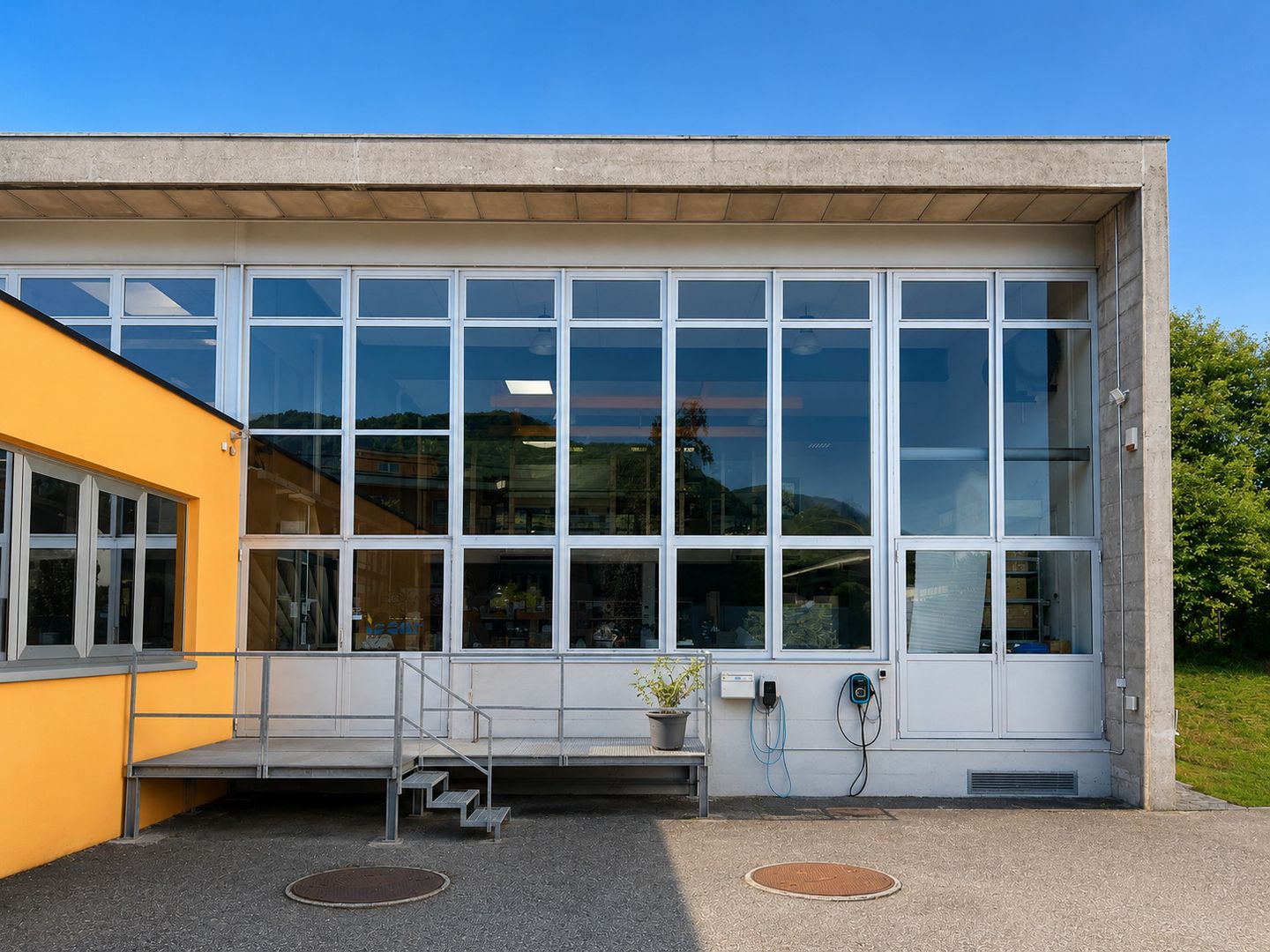 276m² office, photo 6 of 8