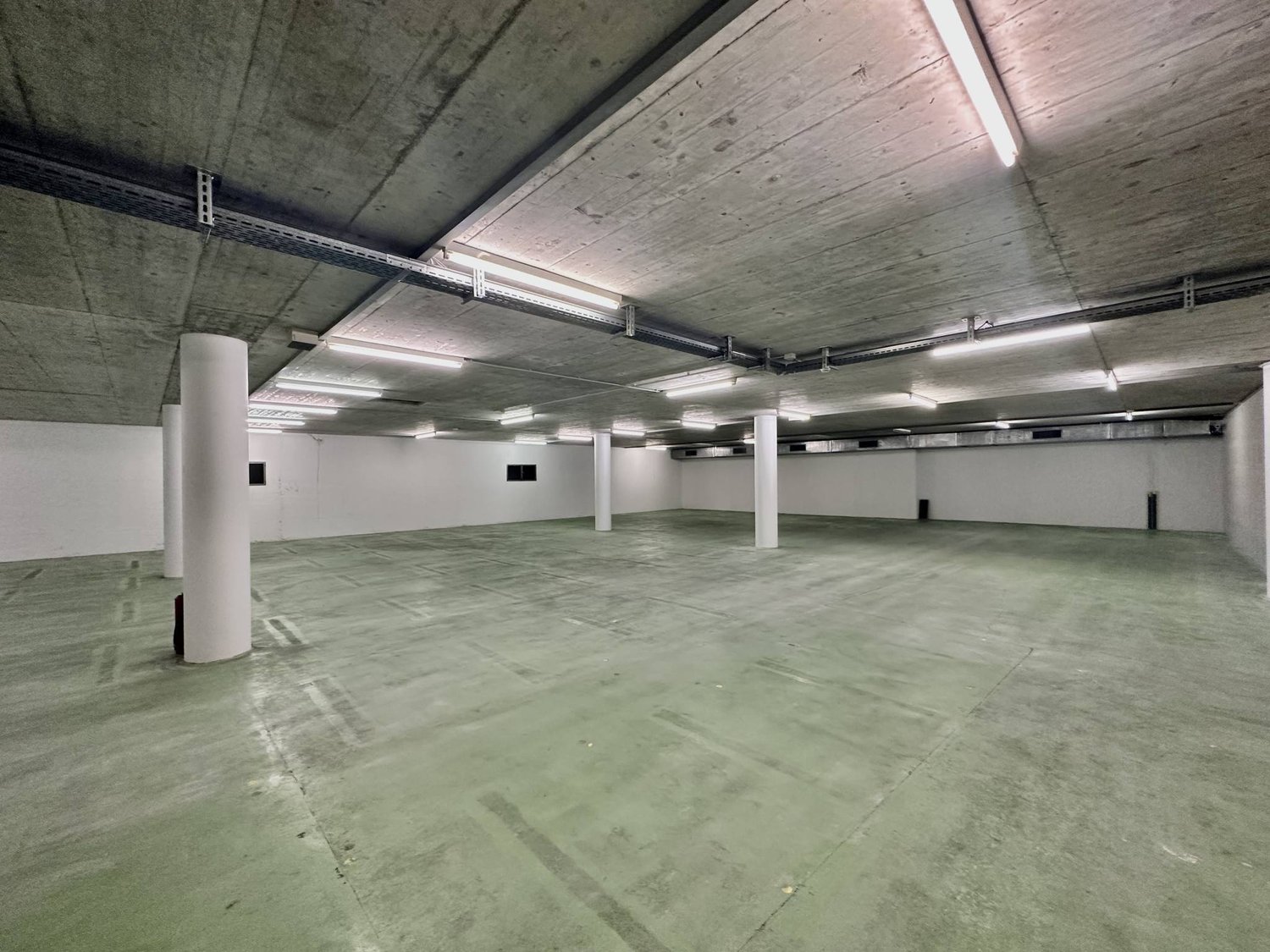 500m² storage room, photo 4 of 4