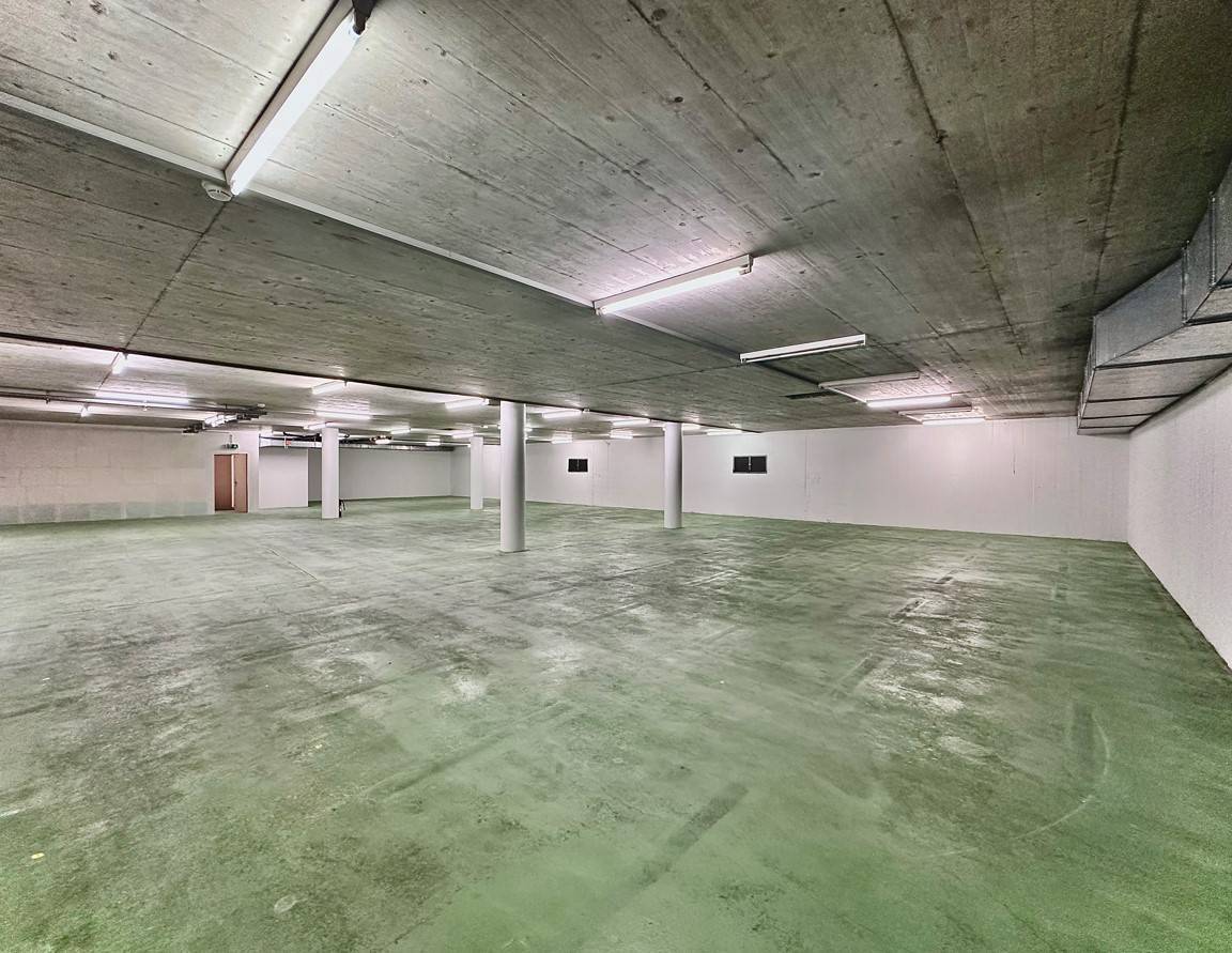 500m² storage room, photo 3 of 4