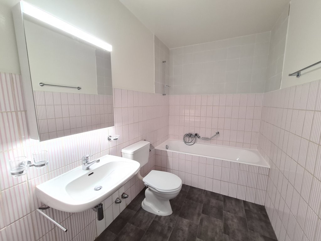 2 rooms apartment, photo 1 of 7