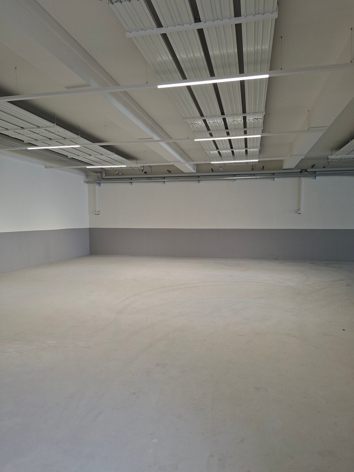 95m² industrial object, photo 5 of 5