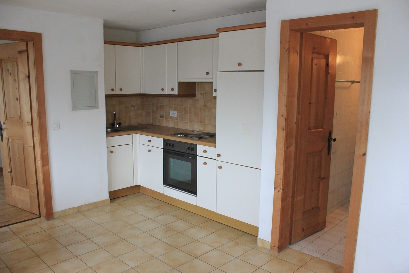 2 rooms apartment, photo 3 of 10