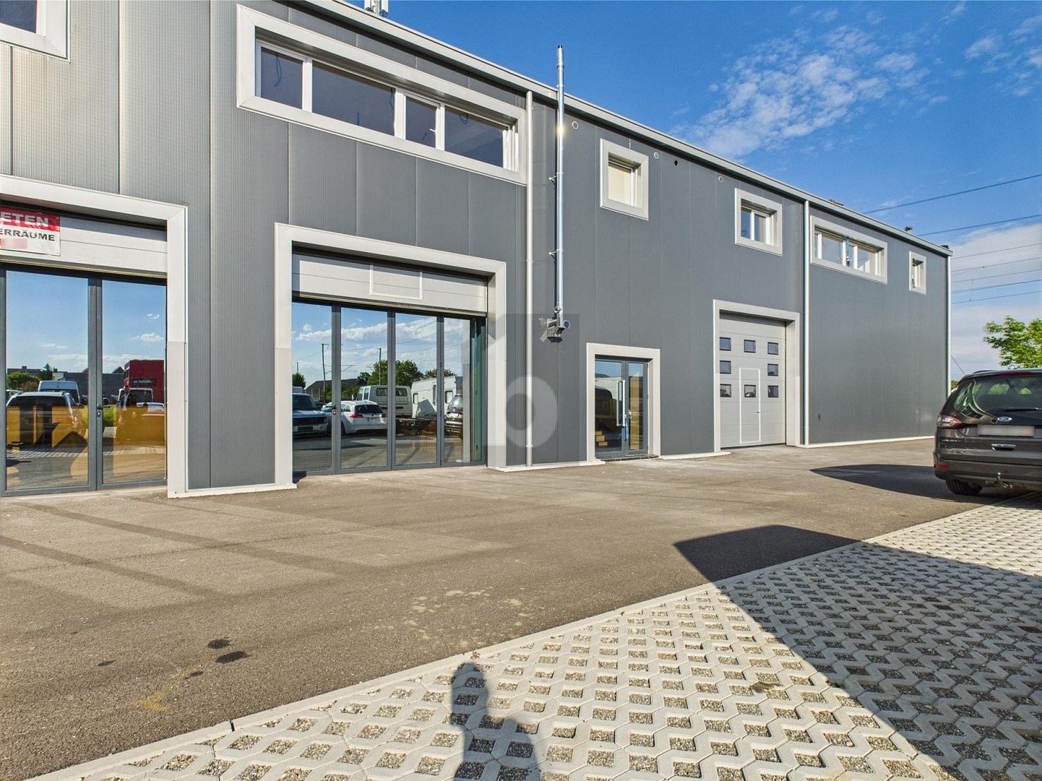 148m² office, photo 2 of 4