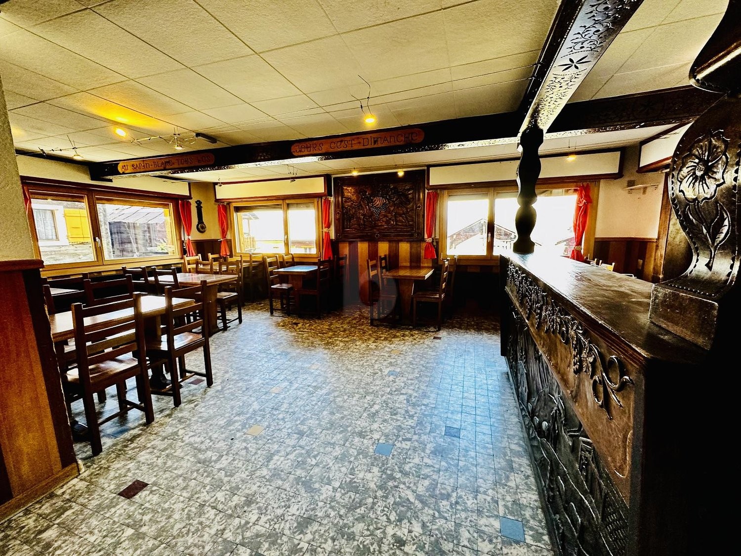 280m² restaurant, photo 4 of 4