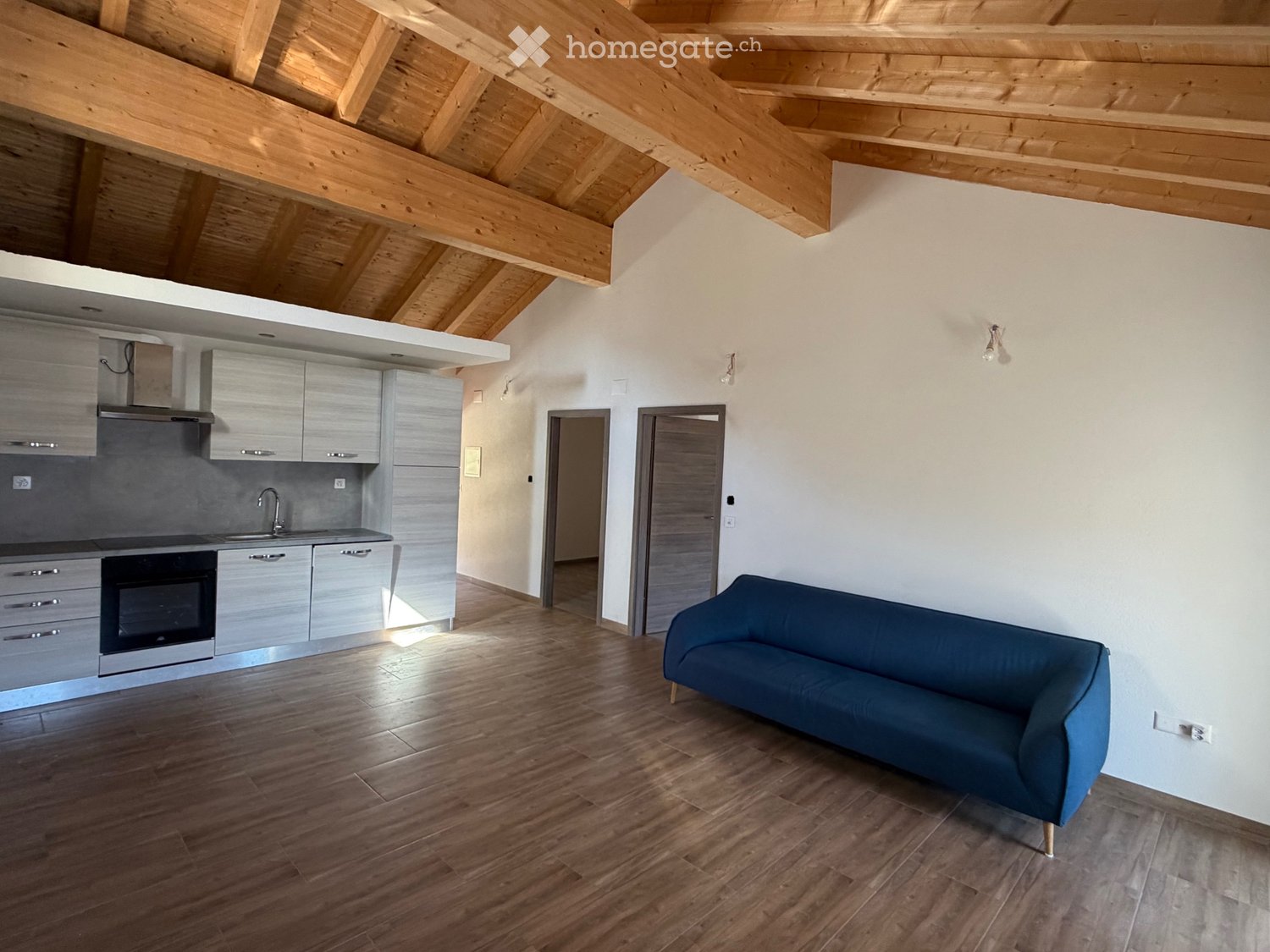 4 rooms apartment, photo 1 of 5
