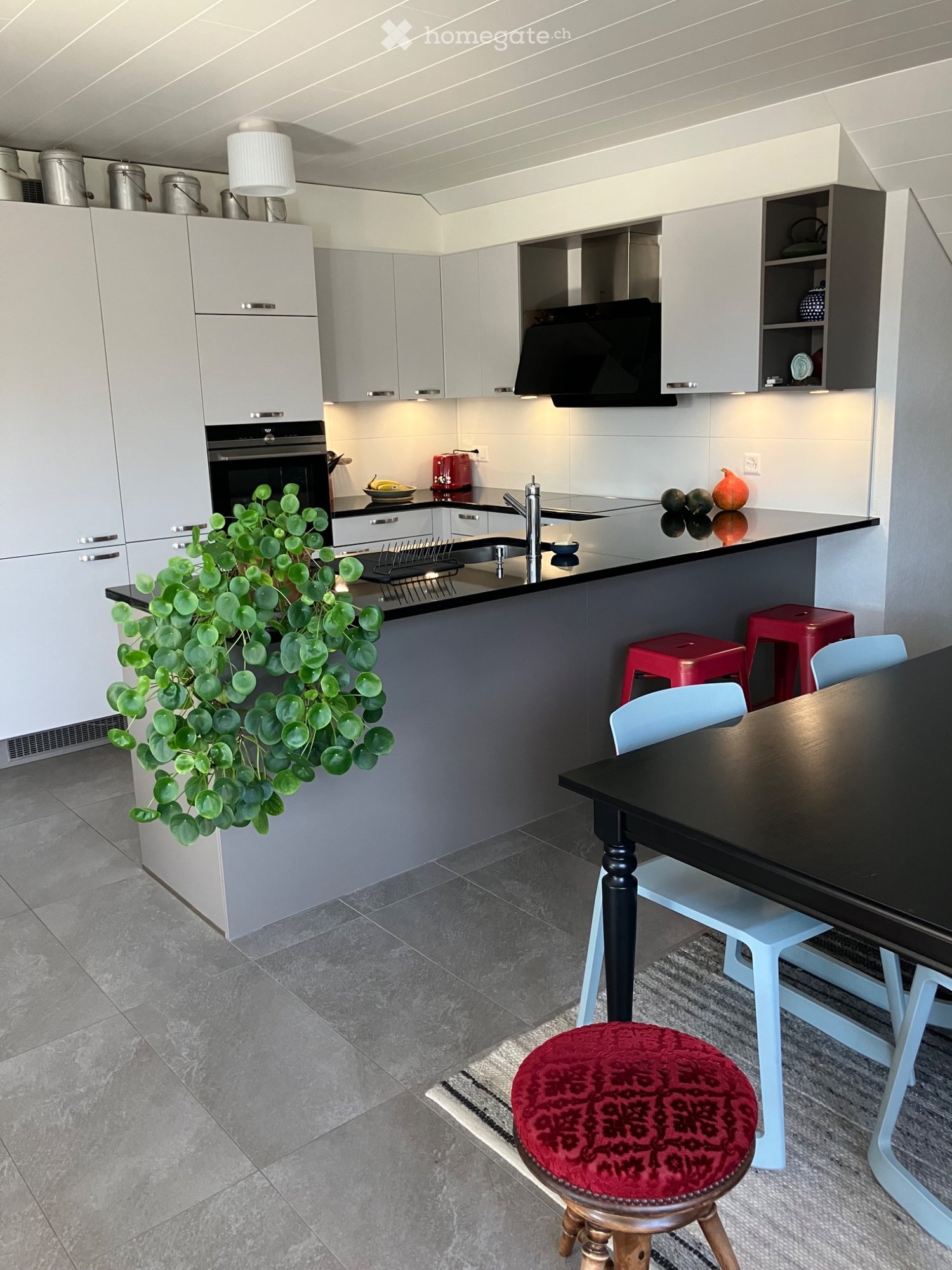 4 rooms apartment, photo 1 of 5