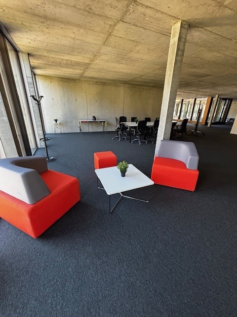 Office, photo 4 of 10