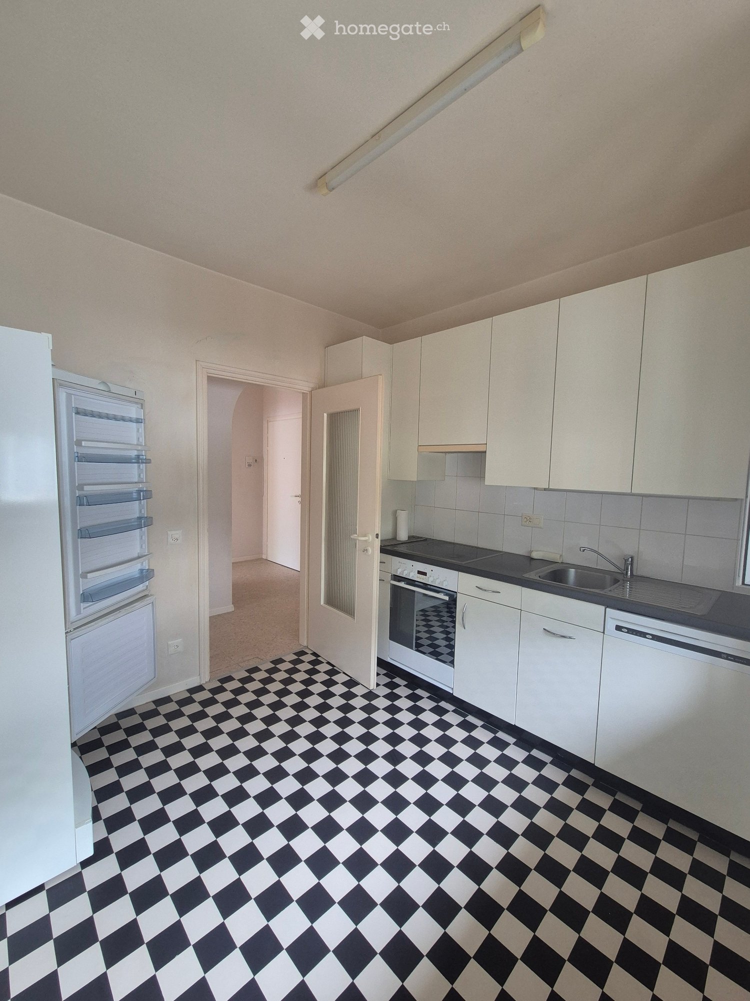 3 rooms apartment, photo 3 of 5