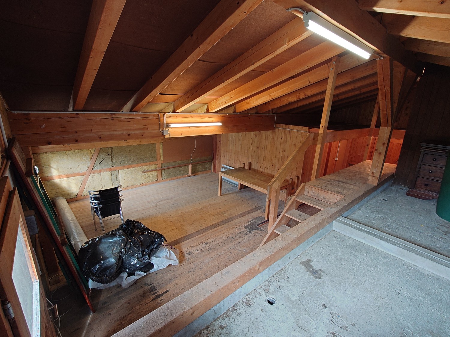 47m² commercial