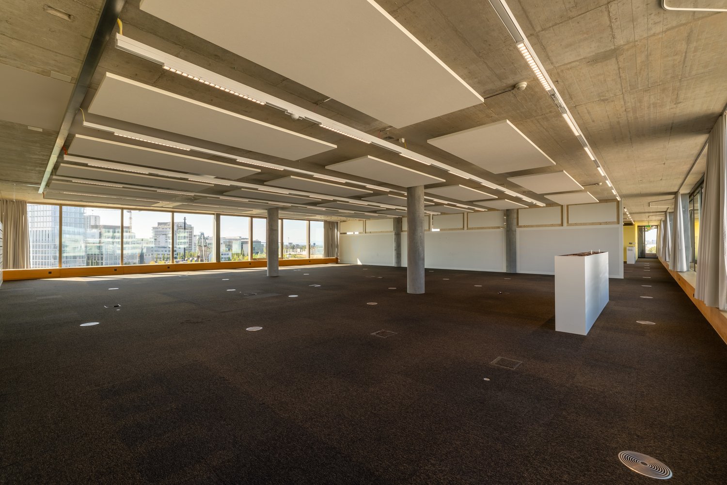 4000m² office, photo 8 of 10