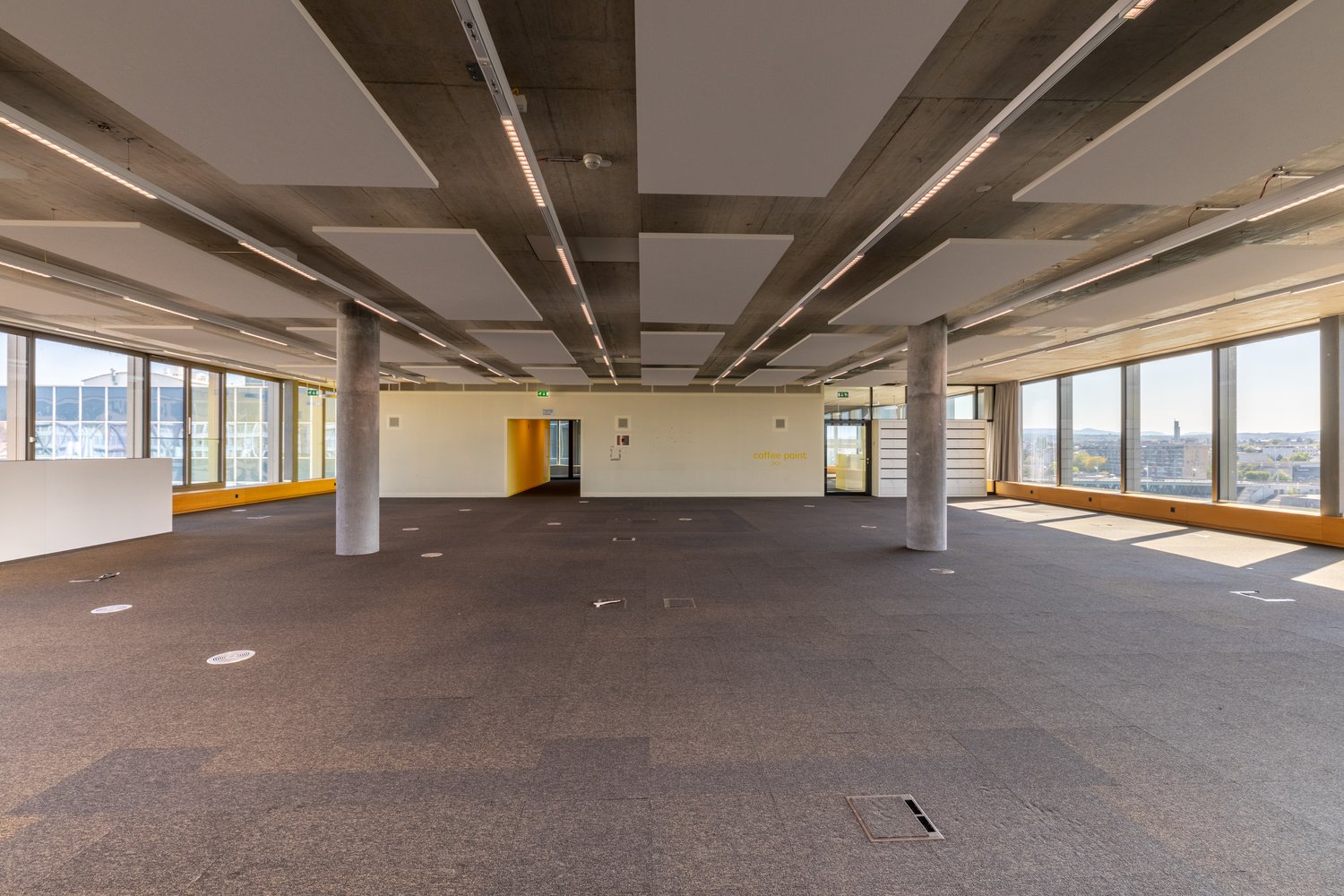 4000m² office, photo 6 of 10