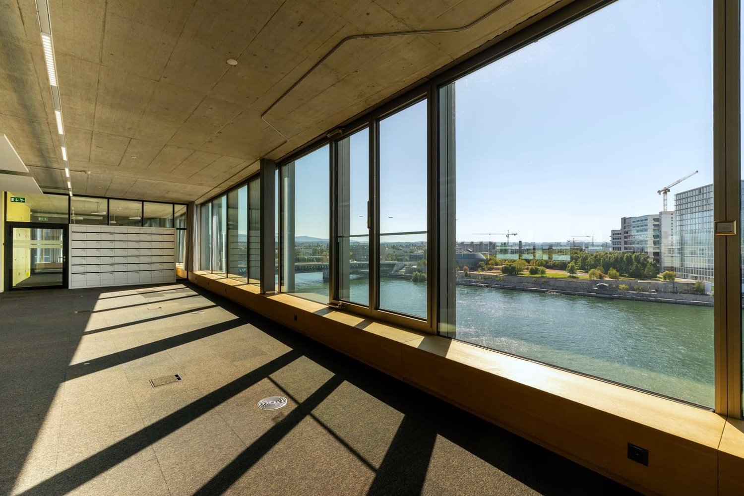 4000m² office, photo 5 of 10