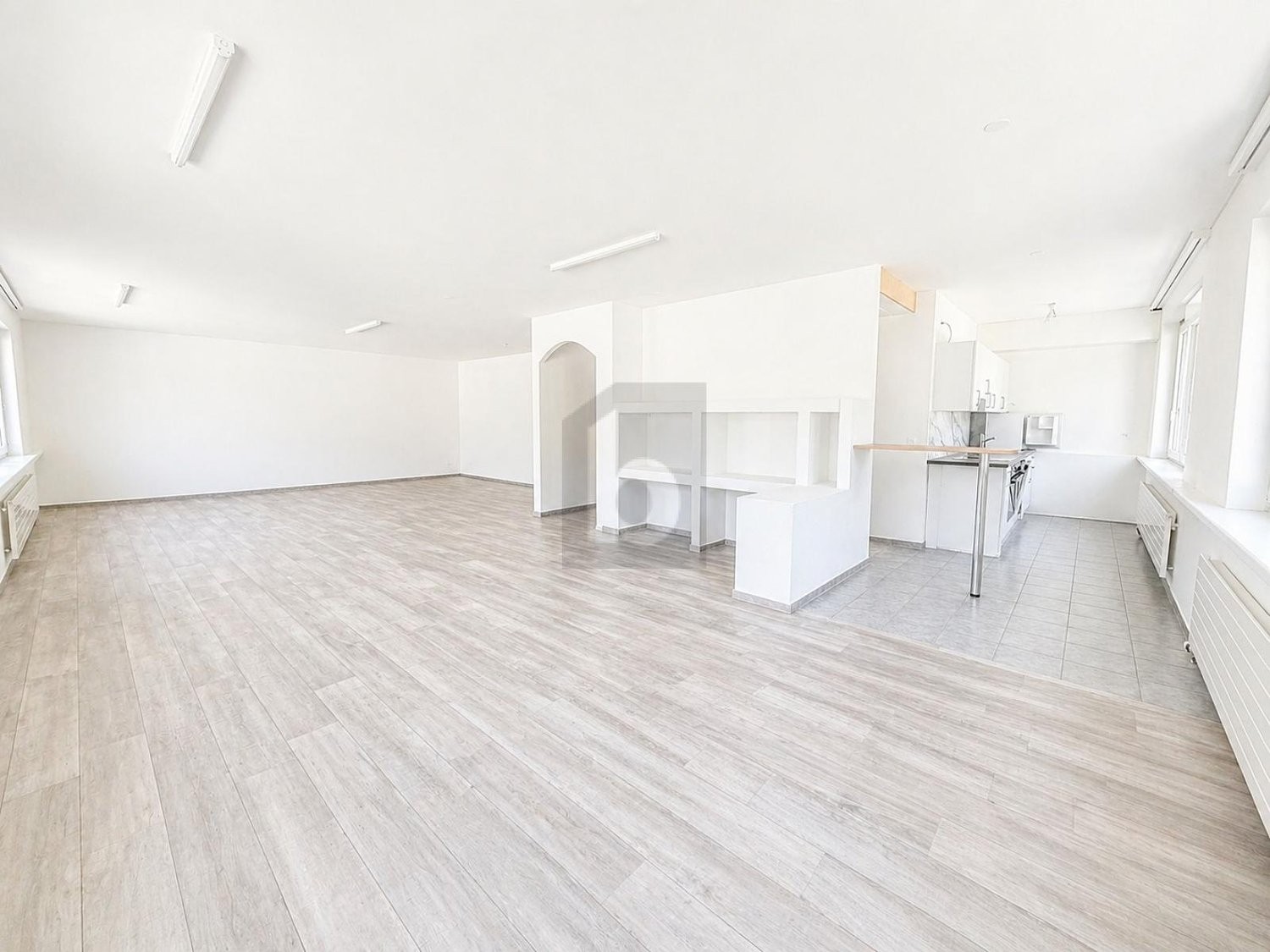 Office, photo 1 of 4