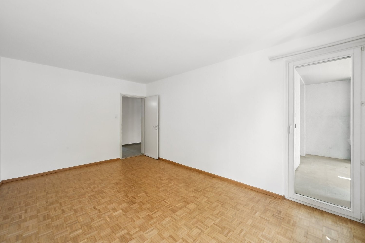 3 rooms apartment, photo 3 of 10
