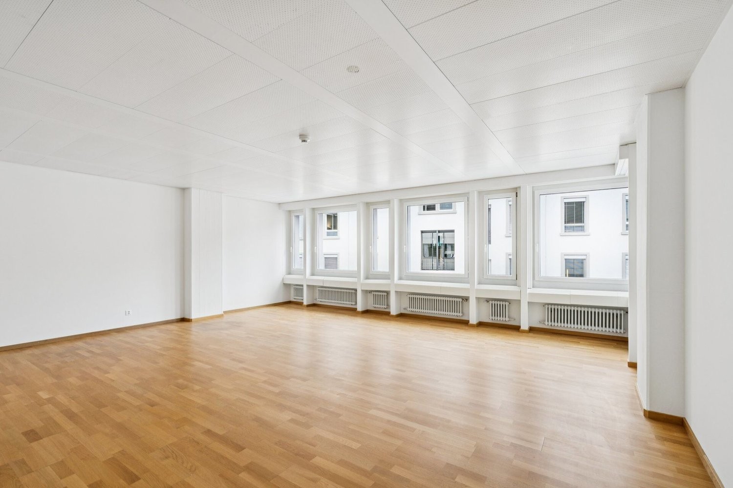 53m² office, photo 2 of 10