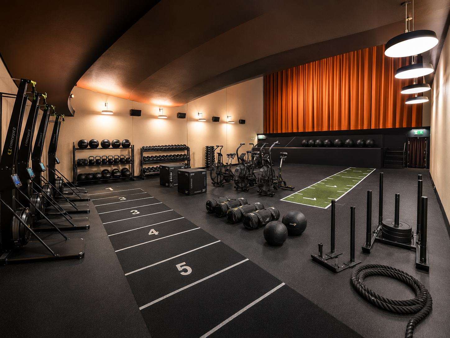 144m² commercial
