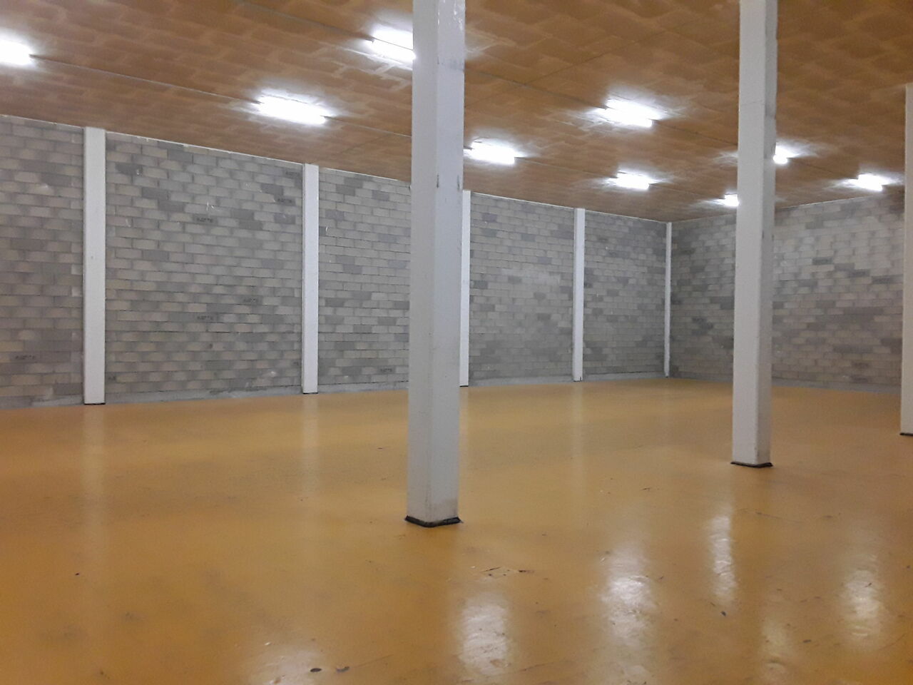 400m² deposito